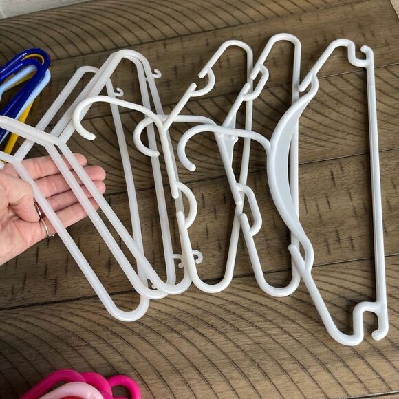 Hangers Small hanger lot toddler young kids hangers plastic and metal 11” - Picture 3 of 7